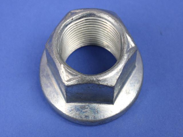 NUT PINION