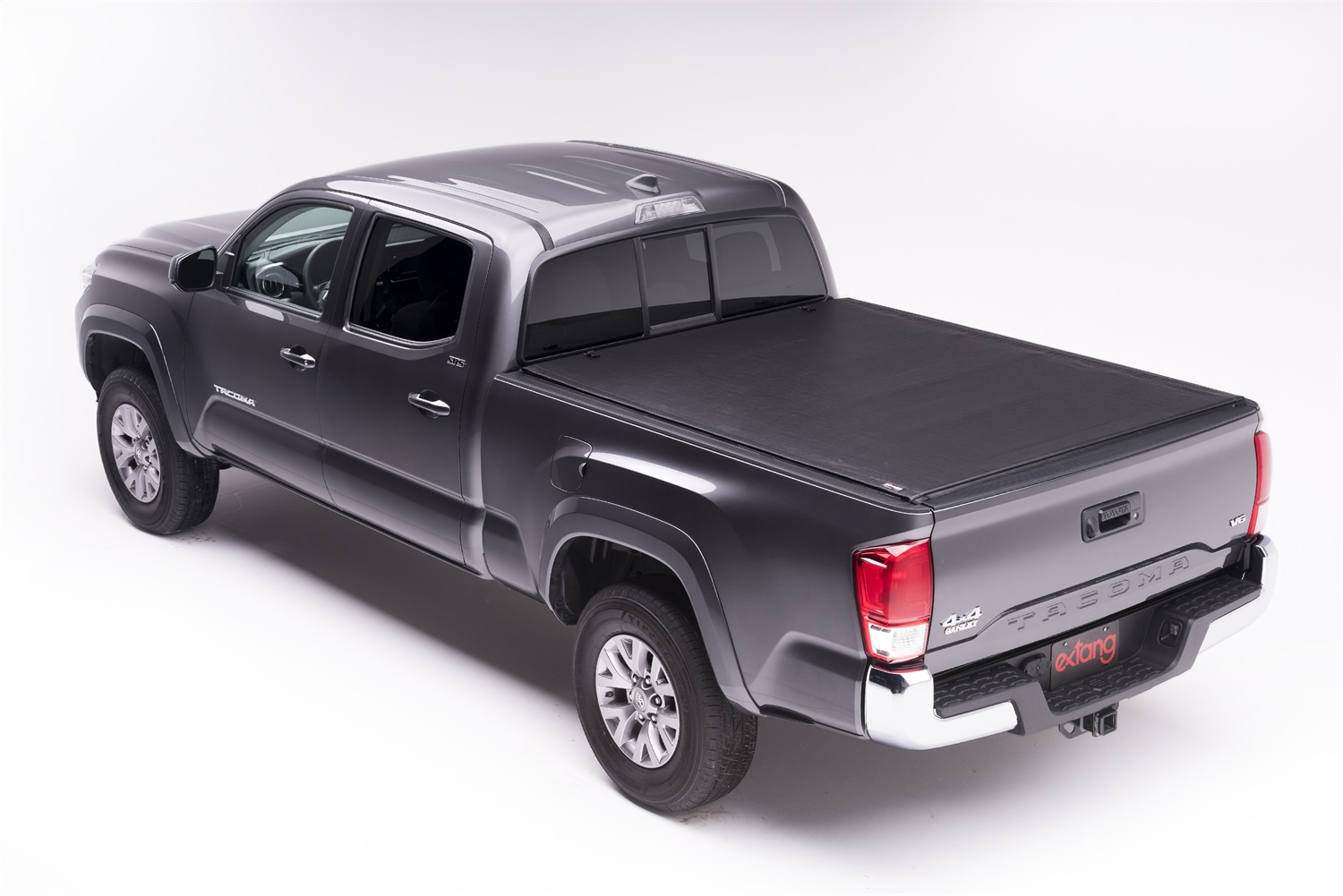 Revolution Low-Profile Tonneau Cover 2015-2017 Chevy Colorado/GMC Canyon