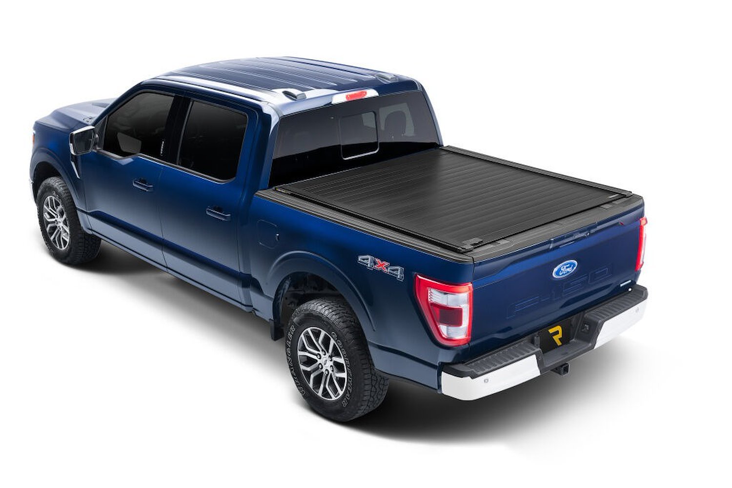 T-80323 RetraxPRO XR Retractable Tonneau Cover 1999-2016 Ford F-250/350/450 8' Bed without Stake Pockets