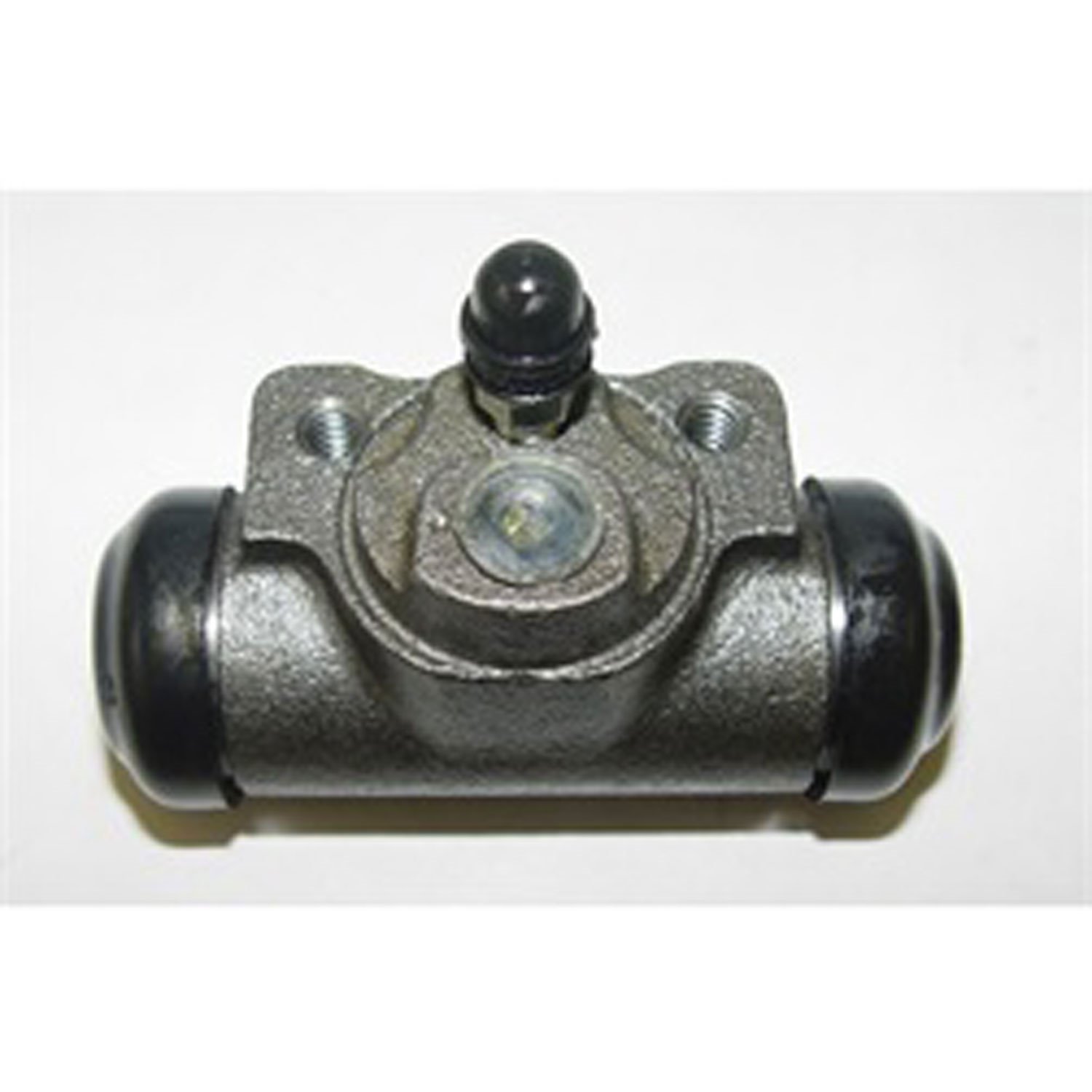 This rear wheel cylinder from Omix-ADA fits 90-95 Jeep Wrangler YJ and 97-00 Jeep Wrangler TJ . Fits left or right side.