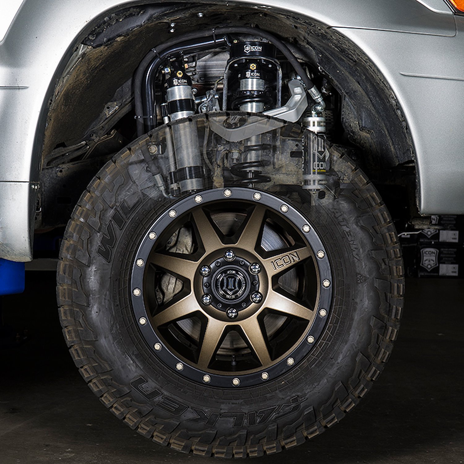 2003-2009 LEXUS GX470 0-3.5 in. LIFT STAGE 5 SUSPENSION SYSTEM WITH BILLET UPPER CONTROL ARMS