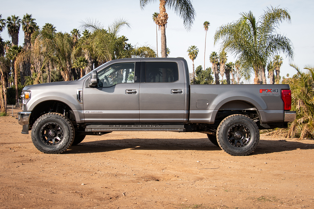 2020-UP FORD F-250/F-350 4.5 in. LIFT STAGE 1 SUSPENSION SYSTEM