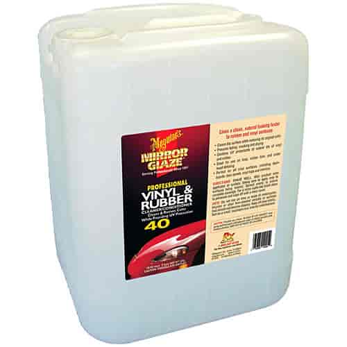 M40 Mirror Glaze Vinyl and Rubber Cleaner and