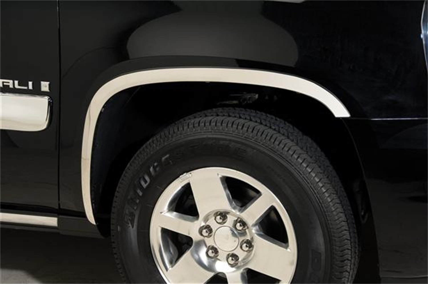 Stainless Steel Fender Trim 2007-13 Chevy Avalanche