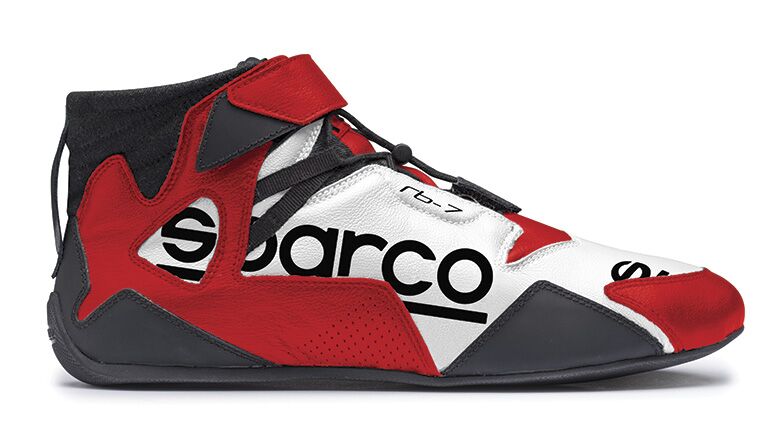 SHOE APEX RB7 40 WHT/RED